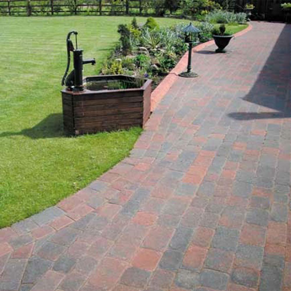 LAYER 50MM BRINDLE BEAMISH COBBLE BLOCK PAVING (0.63M2 / LAYER) Image 1