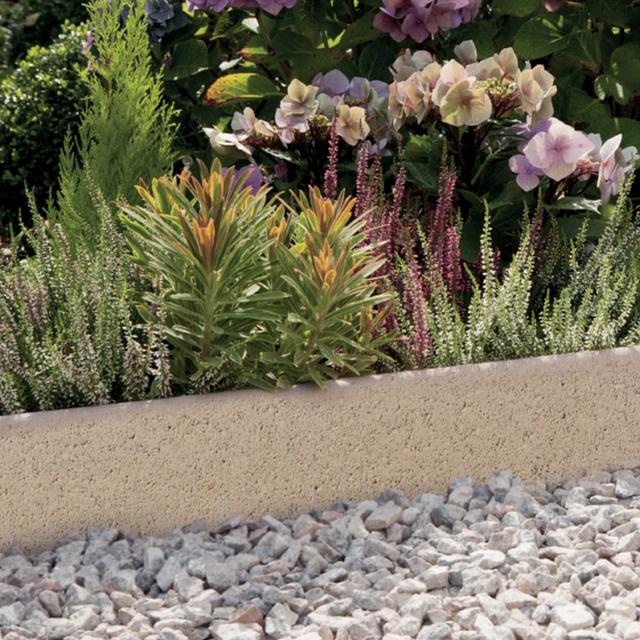 Bradstone Grey Round Top Edging (600 x 50 x 150mm)