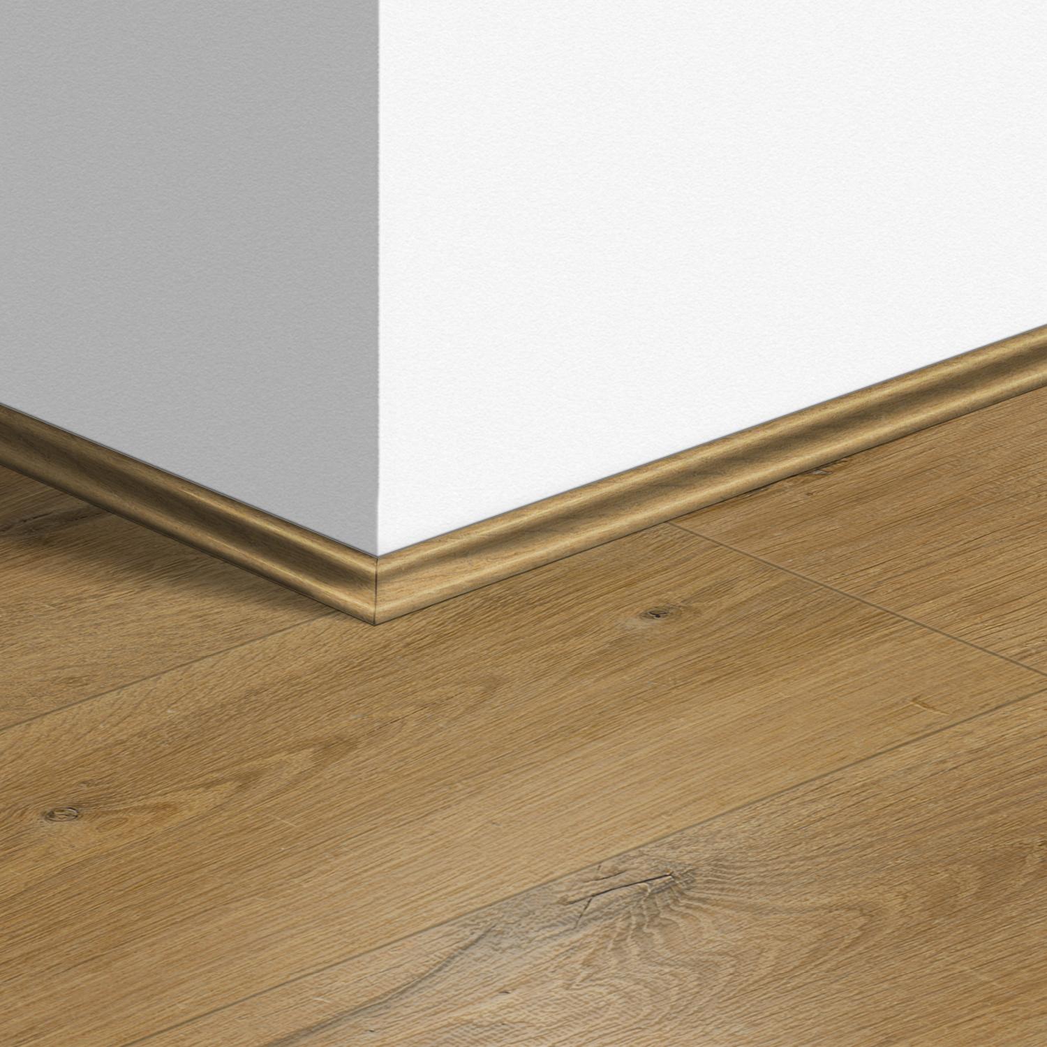17mm 2400mm Quickstep Soft Oak Natural Laminate Scotia Image 5
