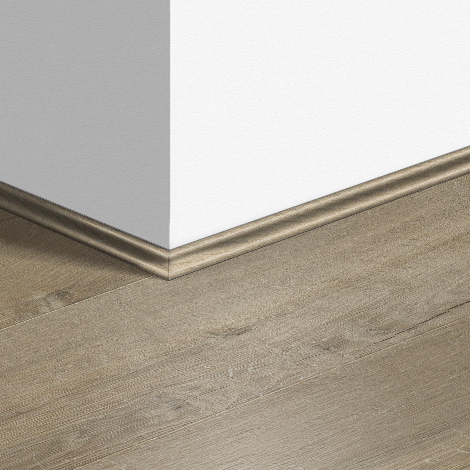 17mm 2400mm Quickstep Soft Oak Light Brown Laminate Scotia Image 5